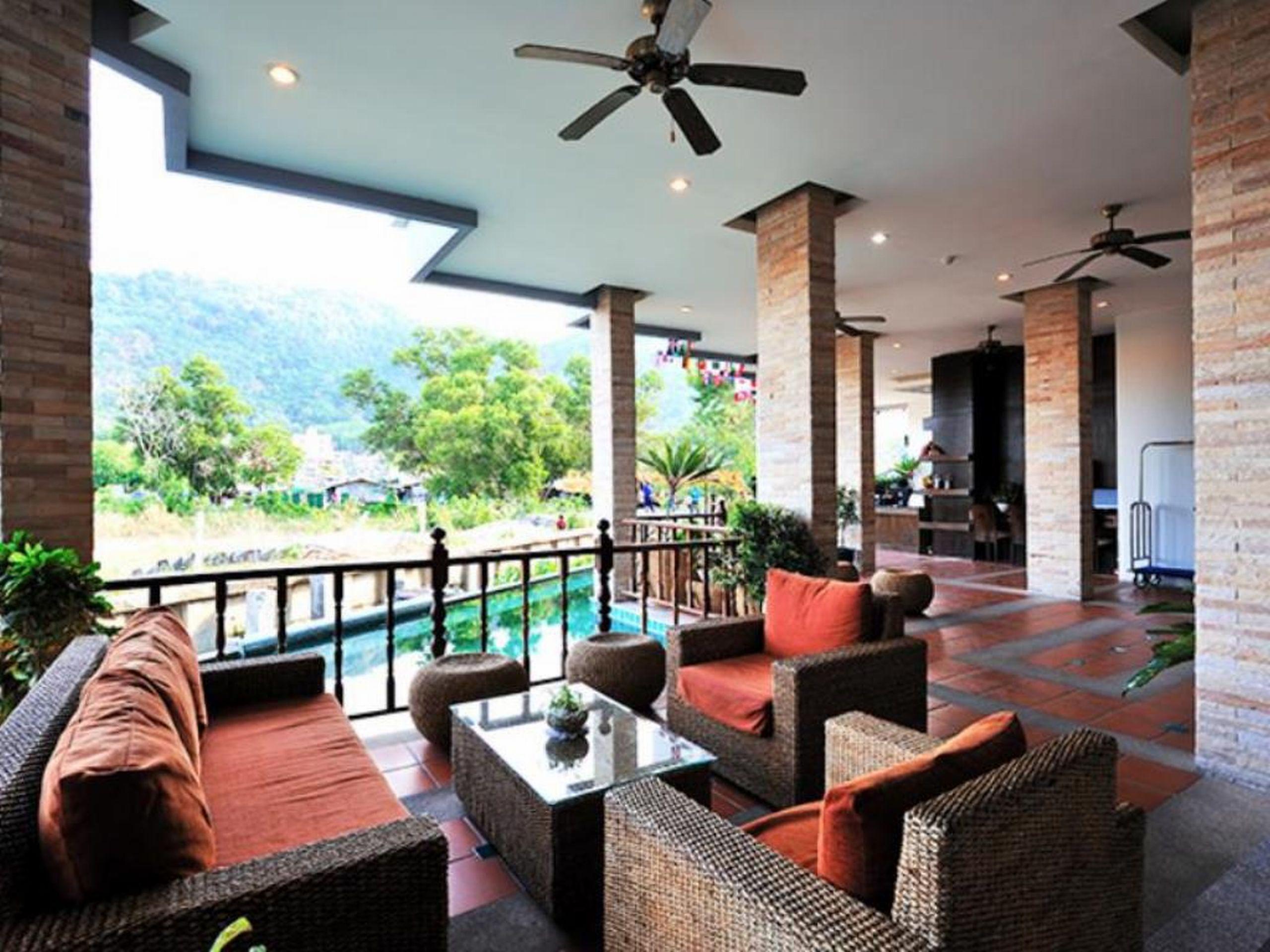 Apk Resort Patong Exteriör bild