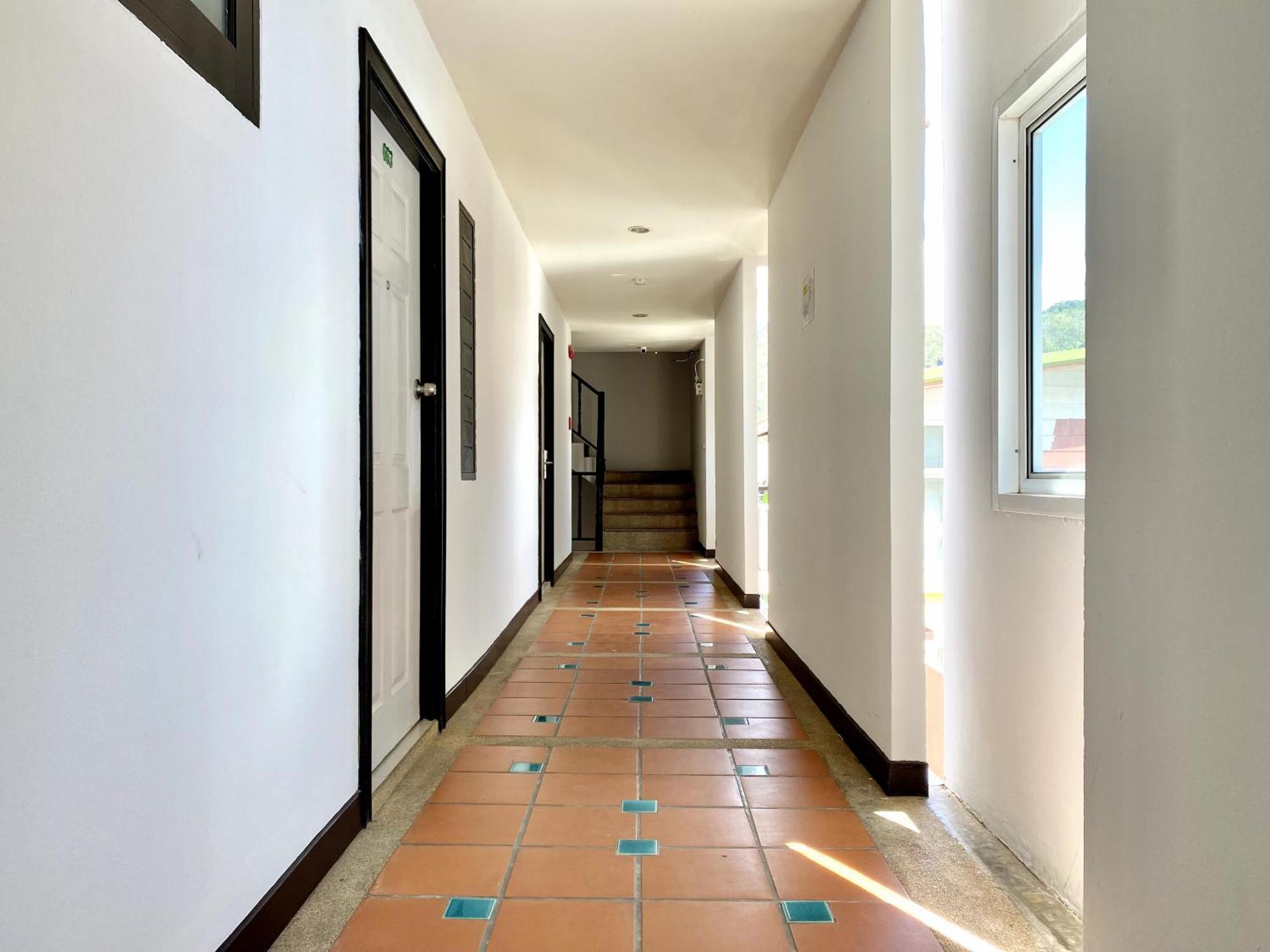 Apk Resort Patong Exteriör bild