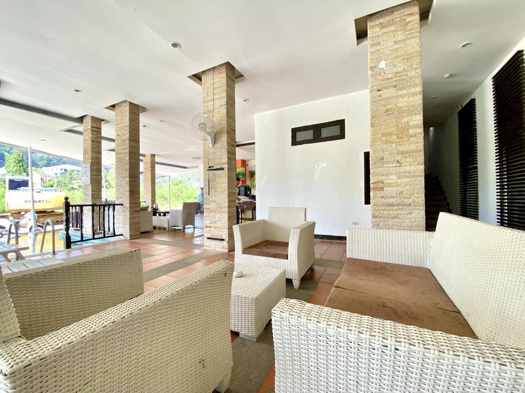 Apk Resort Patong Exteriör bild