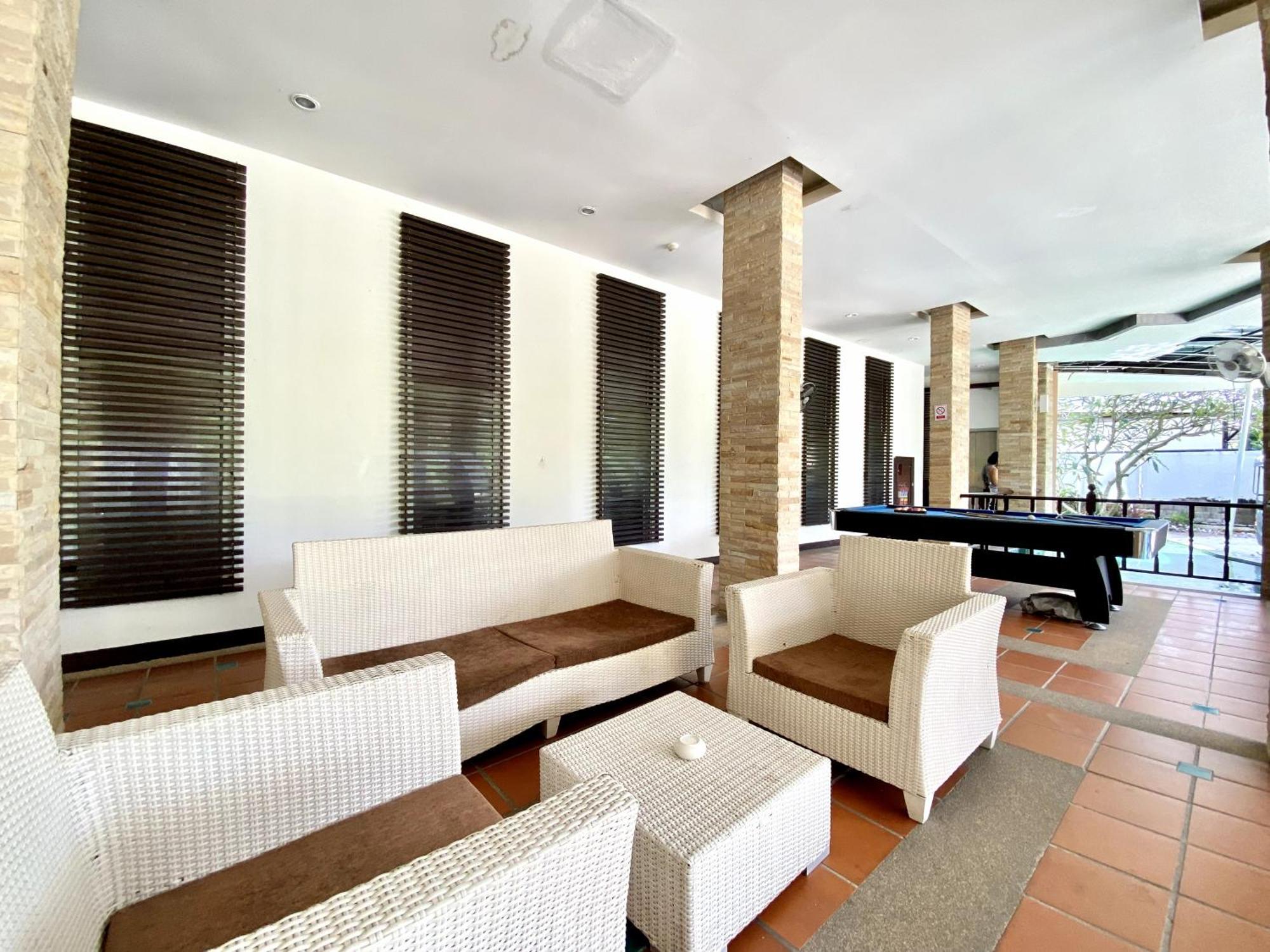 Apk Resort Patong Exteriör bild